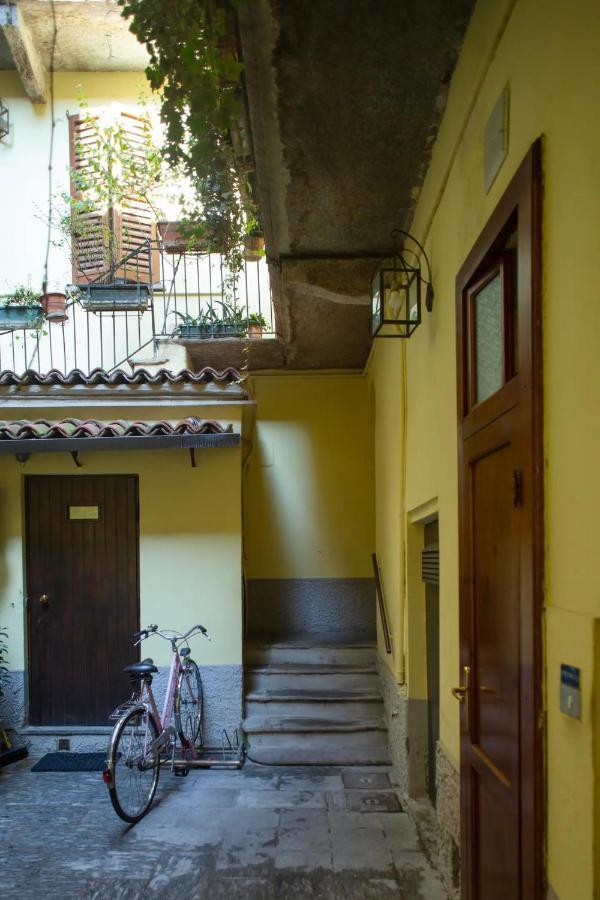 מילאנו Canal View Historical Apartment מראה חיצוני תמונה